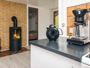 Køkken eller tekøkken på 6 person holiday home in Idestrup-By Traum + 21 billeder