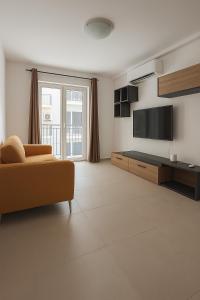 Fotografie z fotogalerie ubytování Gzira 2BR Modern Apartment - G1 v destinaci Gżira