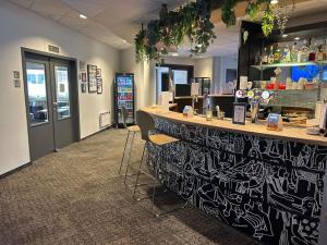 Lounge nebo bar v ubytování ibis Brussels Waterloo