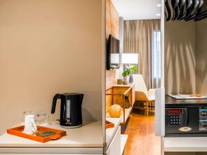Kuchyň nebo kuchyňský kout v ubytování Grand Mercure Sao Paulo Vila Olimpia