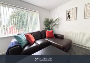 Χώρος καθιστικού στο Dudley Apartment with Parking +2 φωτογραφίες