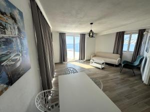 A bed or beds in a room at David apartments and rooms