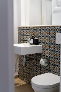 A bathroom at Moorea Boutique - Only Adults
