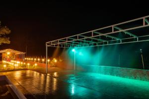 Bassein majutusasutuses Dandeli Resorts - Luxury või selle lähedal