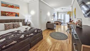 Χώρος καθιστικού στο 4 Schlafzimmer, Wintergarten & Terrasse & Parkplatz, nahe Hbf