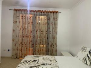 Imagem da galeria de Entire Apartment near Air Albania em Tirane