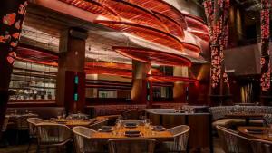 Cadenza Miami - Luxury Residences餐厅或其他用餐的地方