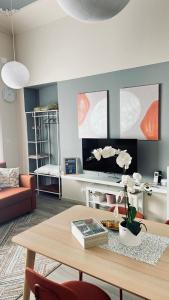 TV a/nebo společenská místnost v ubytování Civico 18 Guest House + 18 fotografií