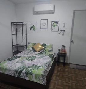 Postel nebo postele na pokoji v ubytování Departamentos Tk