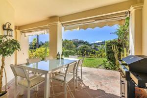 Zahrada ubytování Spacious 3 BED Home in La Quinta Golf- Marbella