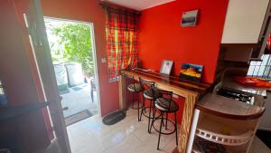 Cuina o zona de cuina de Argalo Suites 1