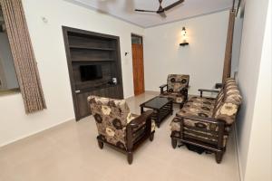Afbeelding uit fotogalerij van 2BR luxurious flat by Benaulim beach in Benaulim