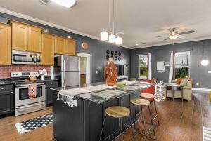 Gallery image of Retro Haven Beach Fun & Family Home in Gulf Breeze