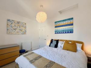 Katil atau katil-katil dalam bilik di Apartment Three - Uk48495