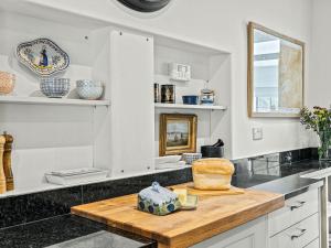 Dapur atau dapur kecil di Pont Faen +16 gambar