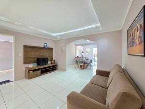 Foto de Casa quintal amplo 10 min Centro 2 quartos