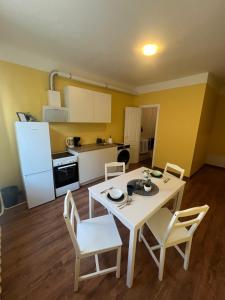 Dapur atau dapur kecil di Riga, City center apartment +2 gambar