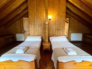 A bed or beds in a room at Casa Franch - L'Amfitriona