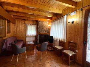 A seating area at Casa Franch - L'Amfitriona