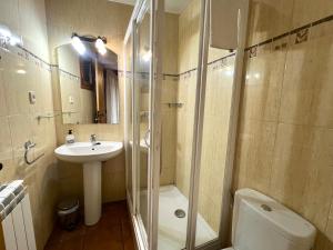 A bathroom at Casa Franch - L'Amfitriona