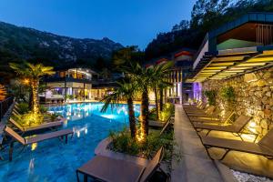 Бассейн в Ramitos Hotel или поблизости