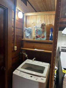 Φωτογραφία από το άλμπουμ του Smith's island Hut σε Hinase +12 φωτογραφίες