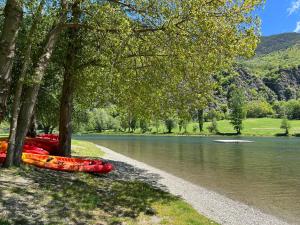 Táj Show holiday homes közelében