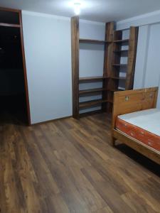 Katil atau katil-katil dalam bilik di Se alquila el 4 y 5 piso de esta casa