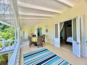 A balcony or terrace at Aqua