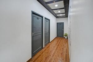 Fotografie z fotogalerie ubytování Townhouse Super- Govind Nagar v destinaci Juhi Bari + 29 fotografií