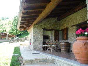 Patio alebo iná vonkajšia časť ubytovania Agriturismo Ca' de' Magnani