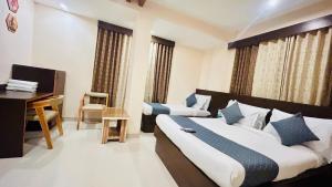 Fotografie z fotogalerie ubytování Hotel Krishna Sai Kutir v destinaci Širdi + 32 fotografií