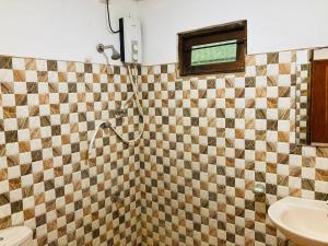 Sigiri Lodge Tree House的一间浴室