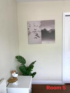 Photo de la galerie de l'établissement Near SkyTrain & Bus Stop Cozy Private Rooms in Vancouver Shared House, à Vancouver