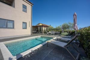 Πισίνα στο ή κοντά στο Apartment Abrega with private pool
