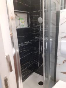 Ένα μπάνιο στο escapespaparis