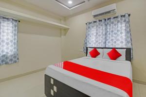 Katil atau katil-katil dalam bilik di Hotel O Gvs Grand