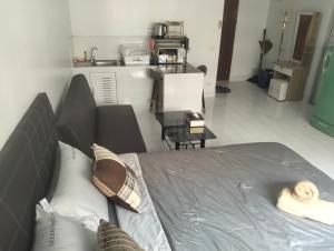 Kuchyň nebo kuchyňský kout v ubytování แม่ตังค์ ห้องพักc5