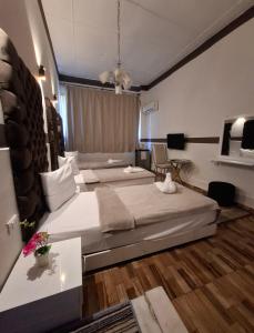 Ένα ή περισσότερα κρεβάτια σε δωμάτιο στο Hotel velvet One +37 φωτογραφίες