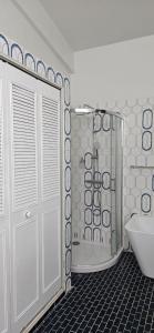 Un baño de Domaine Du Paradis