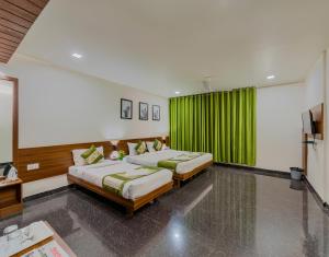 Gallery image of Hotel Vishram in Bijāpur +23 photos