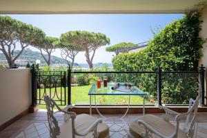 Балкон или терраса в Cala del Porto Punta Ala - Preferred Hotels