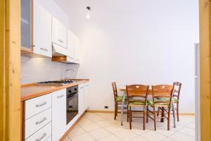 Kuchyň nebo kuchyňský kout v ubytování Residenza Garibaldi