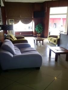Χώρος καθιστικού στο Hotel Inter Chimoio