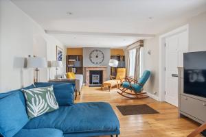 Et opholdsområde på Costal Retreat with Garden & BBQ