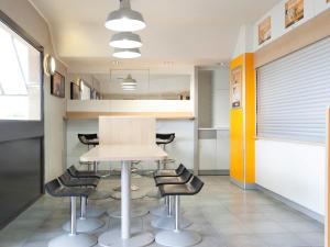 Fotografie z fotogalerie ubytování Unisotel Montauban EX F1 v destinaci Montauban