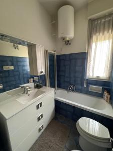 Bilik mandi di Casa Arianna +11 gambar