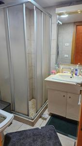 Ένα μπάνιο στο Dona Maria 506D