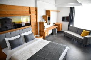 A seating area at MyElla Boutique Hotel