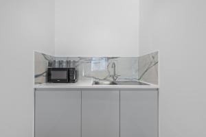 Gallery image of Cinema Studio Room with Spa Facilities For Couples in Cardiff